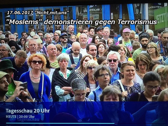 Muslime demonstrieren gegen Terrorismus